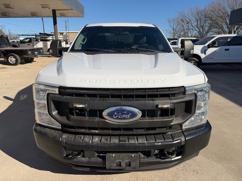 Used 2020 Ford F250 XL w/ Power Equipment Group image 7