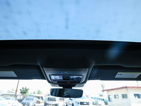 New 2026 Volkswagen Tiguan SE R-Line image 23