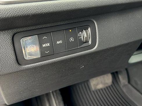 New 2026 Chevrolet Traverse LT w/ Driver Confidence Package image 28