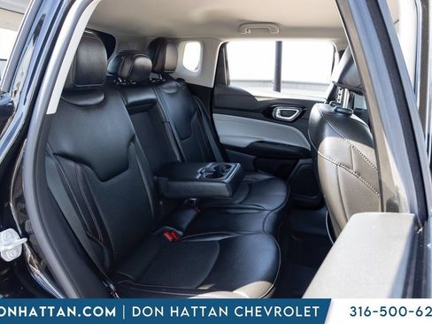 Used 2022 Jeep Compass Limited AWD/4WD image 19