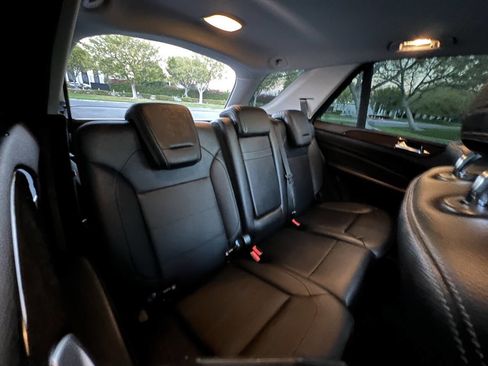 Used 2015 Mercedes-Benz ML 350 2WD w/ Premium 1 Package image 28