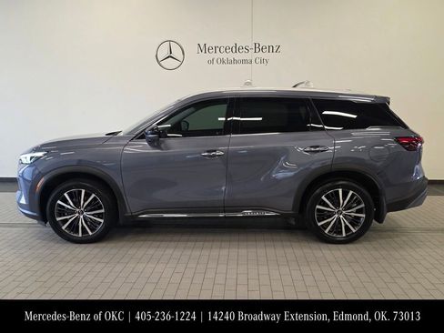Used 2024 INFINITI QX60 Sensory w/ Vision Package image 4
