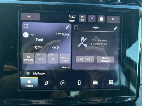 Used 2023 Jeep Grand Cherokee Laredo AWD/4WD image 18