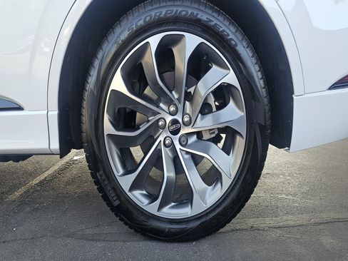 Used 2025 Lincoln Aviator 2WD w/ Jet Appearance Package image 20