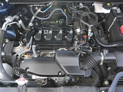 Certified 2025 Honda CR-V EX image 9