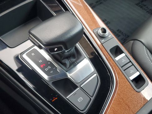 Used 2022 Audi A5 2.0T Premium image 27