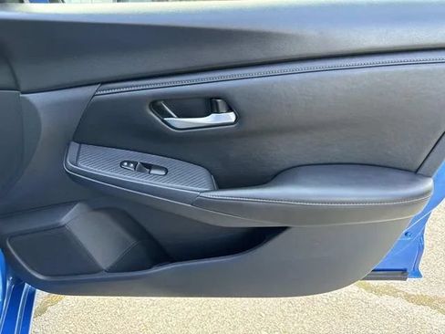 Used 2025 Nissan Sentra SV FWD image 26