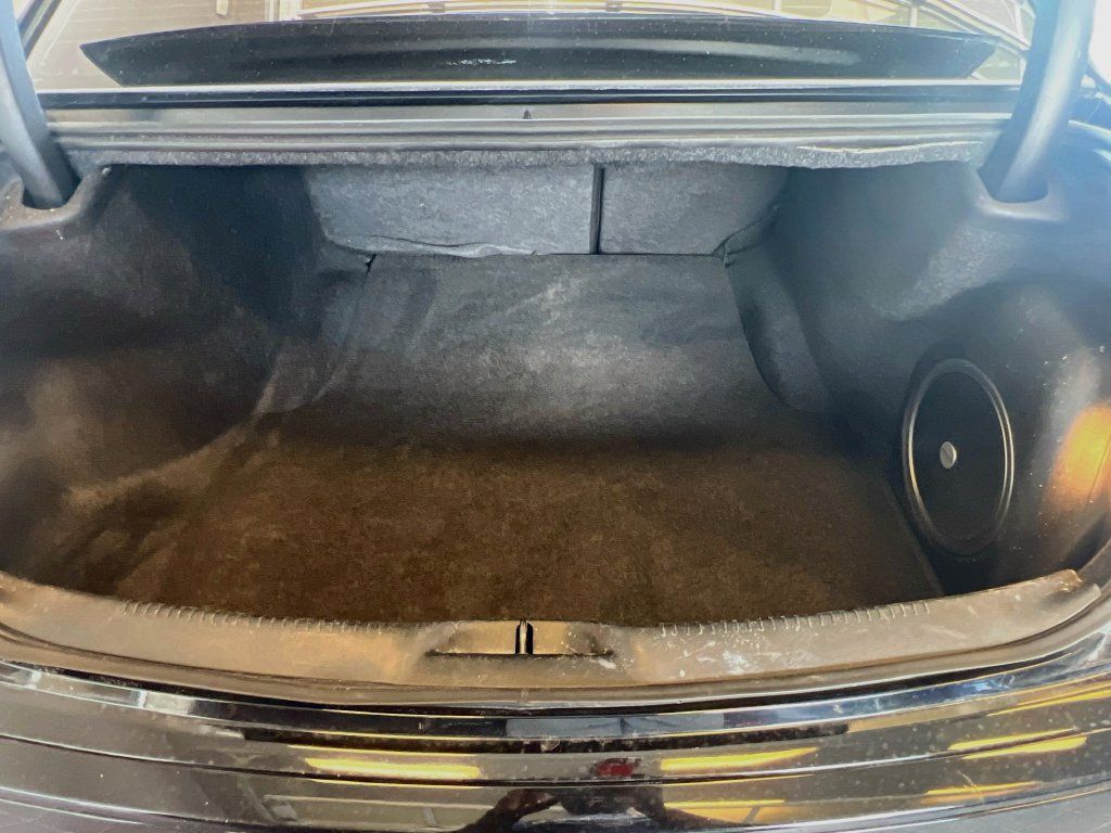 Used 2022 Chrysler 300 S RWD image 27