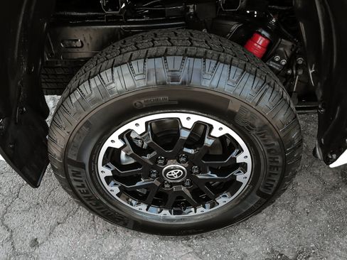 Used 2024 Toyota Tundra TRD Pro AWD/4WD image 8