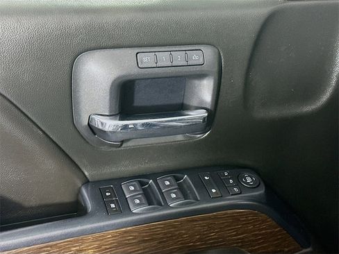 Used 2018 GMC Sierra 3500 Denali w/ Duramax Plus Package image 24