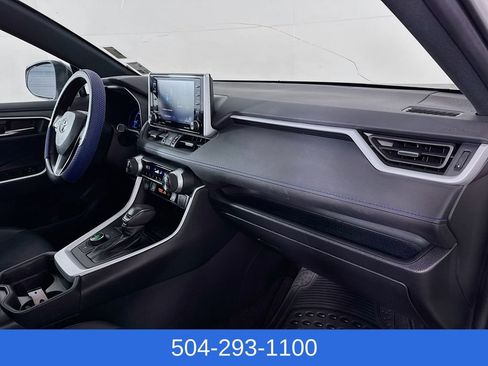 Used 2021 Toyota RAV4 XSE w/ Carpet Mat Package (TMS) image 29