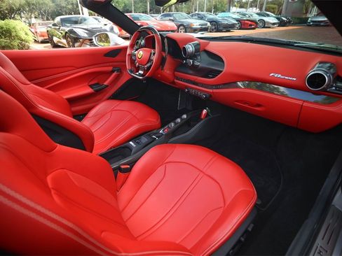 Certified 2021 Ferrari F8 Tributo image 45