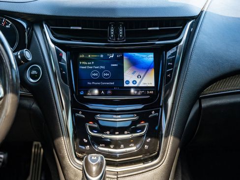 Used 2019 Cadillac CTS V w/ Luxury Package RWD image 20