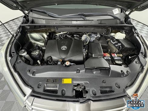 Used 2019 Toyota Highlander LE FWD image 31
