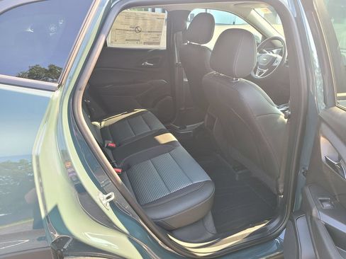 New 2026 Chevrolet Trax LT w/ LT Convenience Package FWD image 15