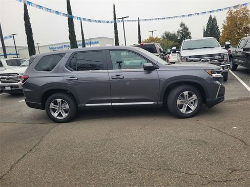 New 2025 Honda Pilot EX-L image 4