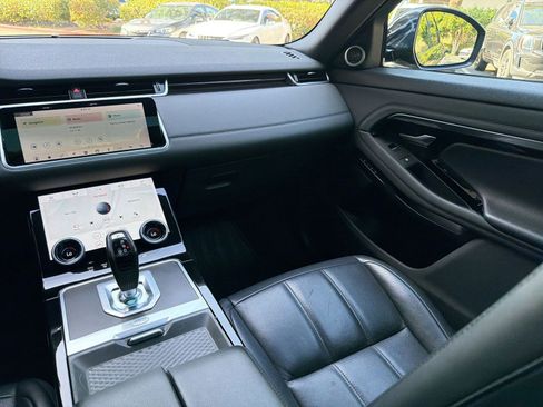 Used 2020 Land Rover Range Rover Evoque SE AWD/4WD image 29