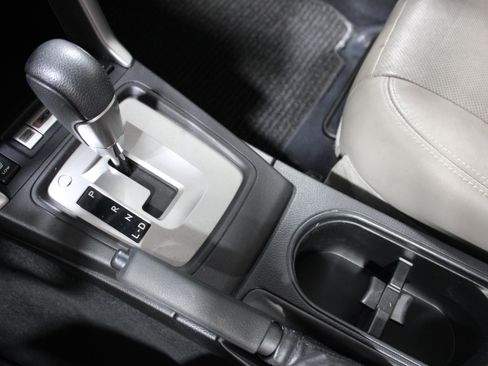 Used 2014 Subaru Forester 2.5i Limited AWD/4WD image 15