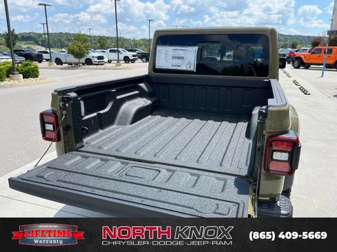 New 2026 Jeep Gladiator Rubicon AWD/4WD image 19