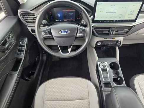 Certified 2023 Ford Escape Active w/ Tech Pack #1 FWD image 12