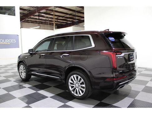 Used 2020 Cadillac XT6 Premium Luxury w/ LPO, Floor Liner Package image 6