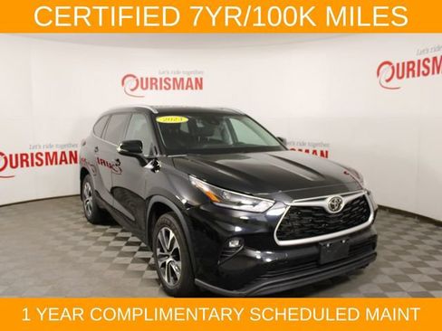 Used 2023 Toyota Highlander XLE AWD/4WD image 10