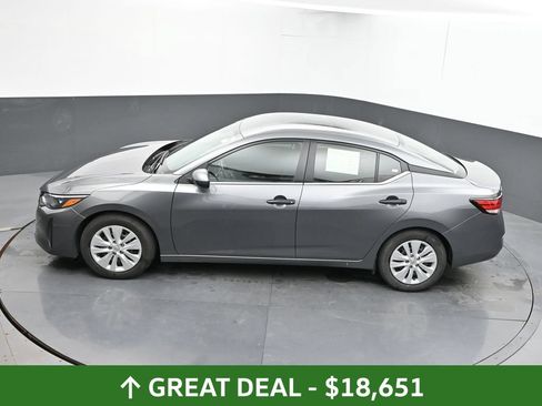 Used 2025 Nissan Sentra S FWD image 44
