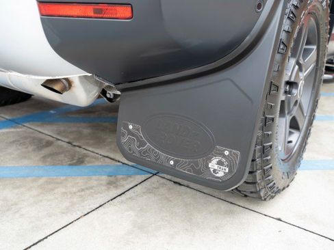 Used 2023 Land Rover Defender 110 S image 74