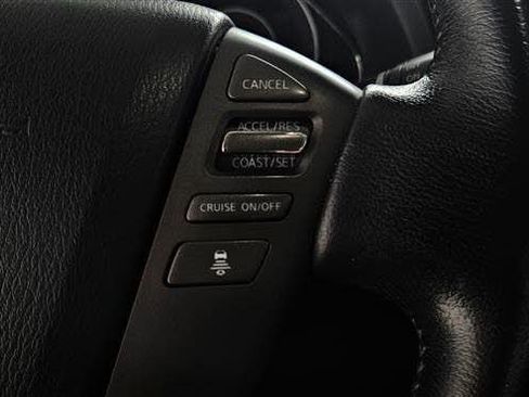 Used 2020 Nissan Armada SL image 12