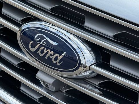 Certified 2024 Ford Edge Titanium w/ Equipment Group 301A AWD/4WD image 26