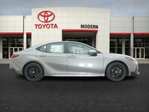 New 2026 Toyota Camry SE image 26