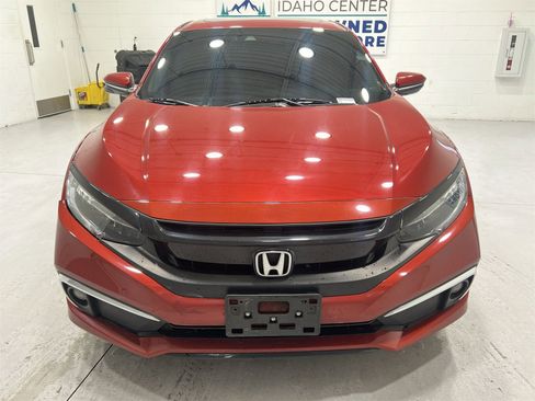 Used 2020 Honda Civic Touring image 3