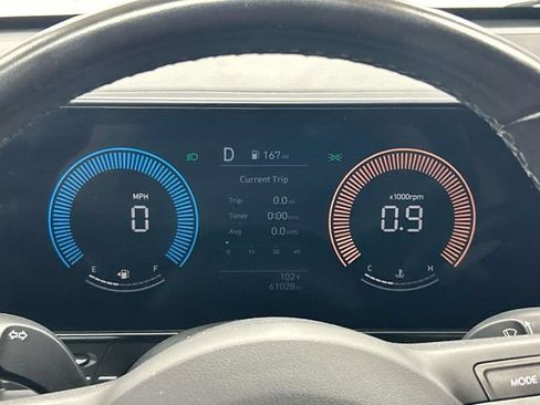 Used 2025 Hyundai Kona SEL FWD image 42