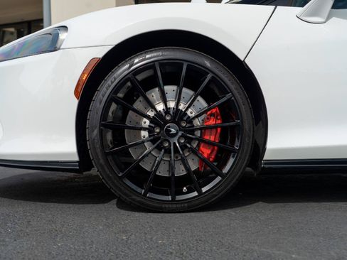 Used 2020 McLaren GT RWD image 9