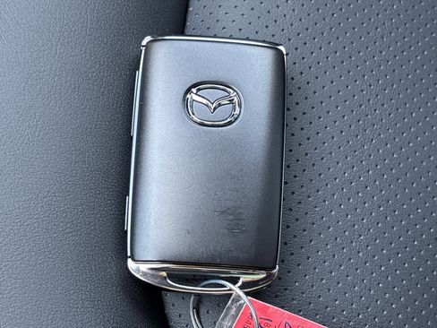 New 2025 MAZDA CX-5 AWD 2.5 S w/ Select Package image 39