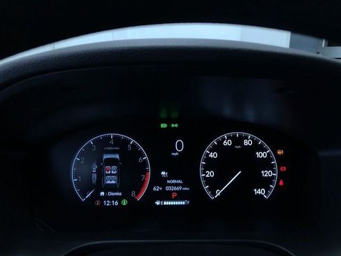 Used 2025 Honda HR-V LX image 31