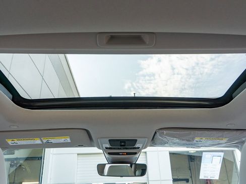 New 2026 Honda HR-V EX-L image 24