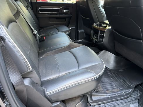 Used 2024 RAM 5500 Laramie AWD/4WD image 16