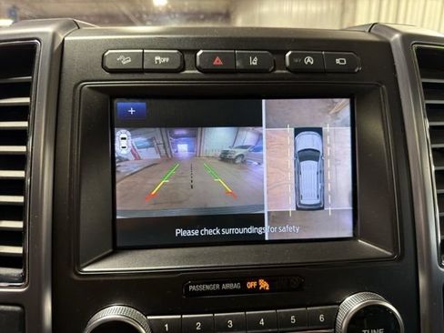 Used 2020 Ford Expedition Max Platinum AWD/4WD image 10