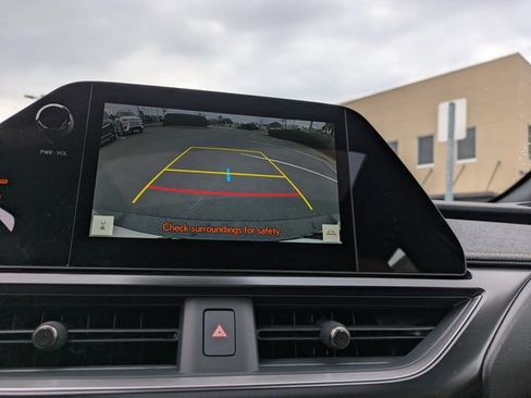 Used 2025 Lexus UX 300h FWD w/ Accessory Package (Z2) image 21
