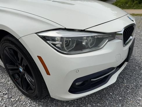 Used 2017 BMW 330i xDrive Sedan AWD/4WD image 12