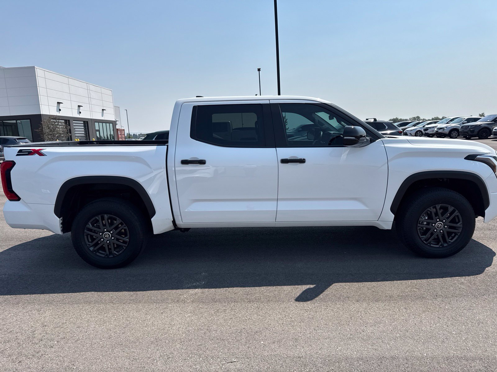 Used 2024 Toyota Tundra SR5 w/ SR5 Convenience Package AWD/4WD image 8