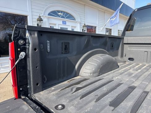 Used 2022 Ford F250 Lariat w/ Tremor Off-Road Package image 42