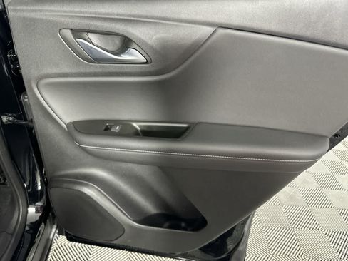 Used 2025 Chevrolet Blazer LT FWD image 26