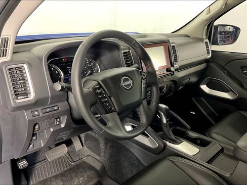 Certified 2024 Nissan Frontier SL w/ Technology Package RWD image 18