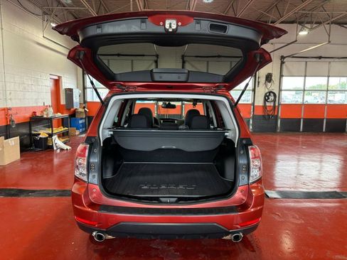 Used 2010 Subaru Forester 2.5X Premium image 31