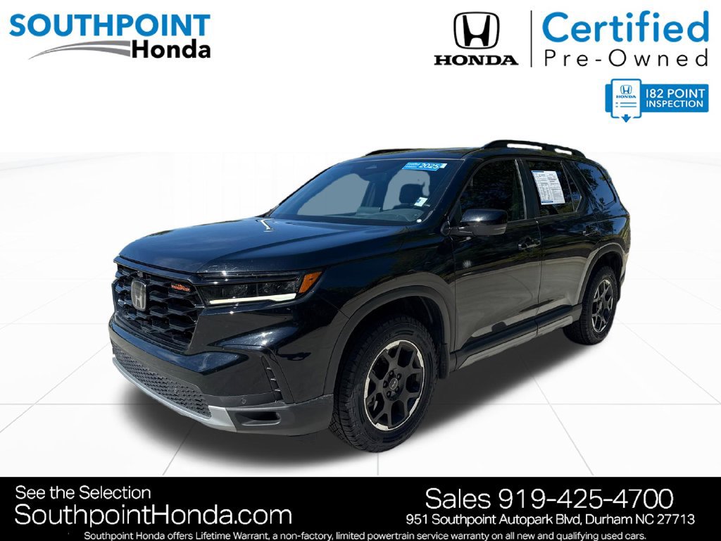 Certified 2025 Honda Pilot TrailSport image 3