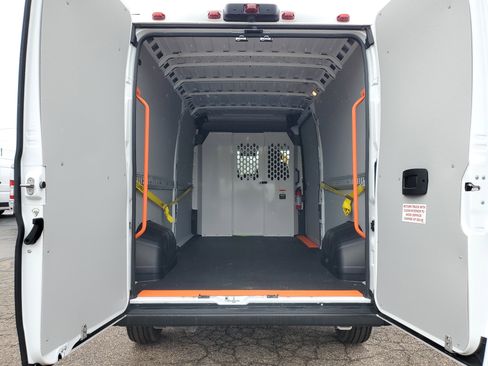 Used 2025 RAM ProMaster 2500 w/ Cold Weather Group image 21