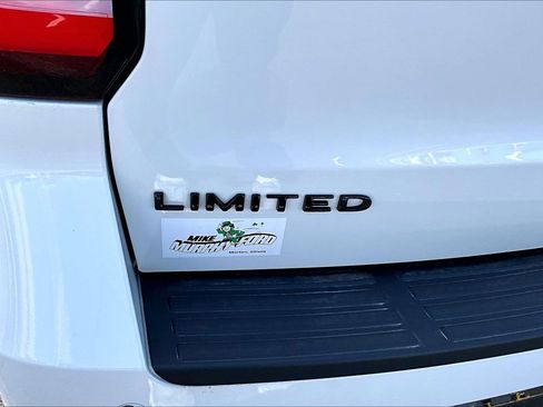 Used 2024 Ford Expedition Max Limited AWD/4WD image 8
