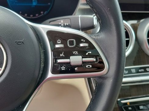 Used 2022 Mercedes-Benz GLC 300 image 28